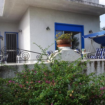 Villa Bouganville 올리베리 외부 사진